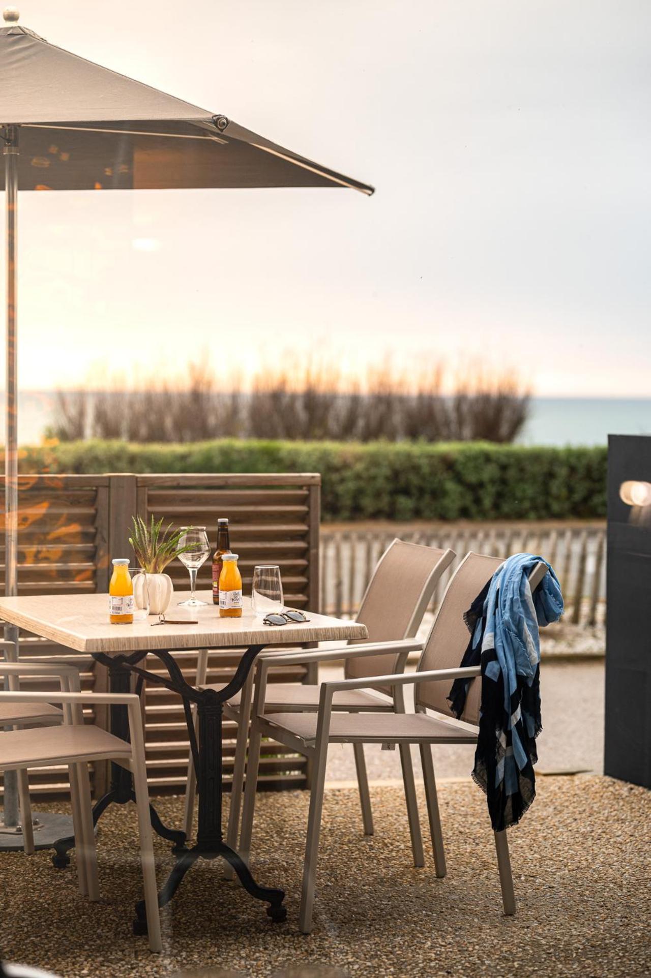 Logis Hotellerie Les Brisants , Restaurant J M Perochon Brétignolles-sur-Mer Εξωτερικό φωτογραφία