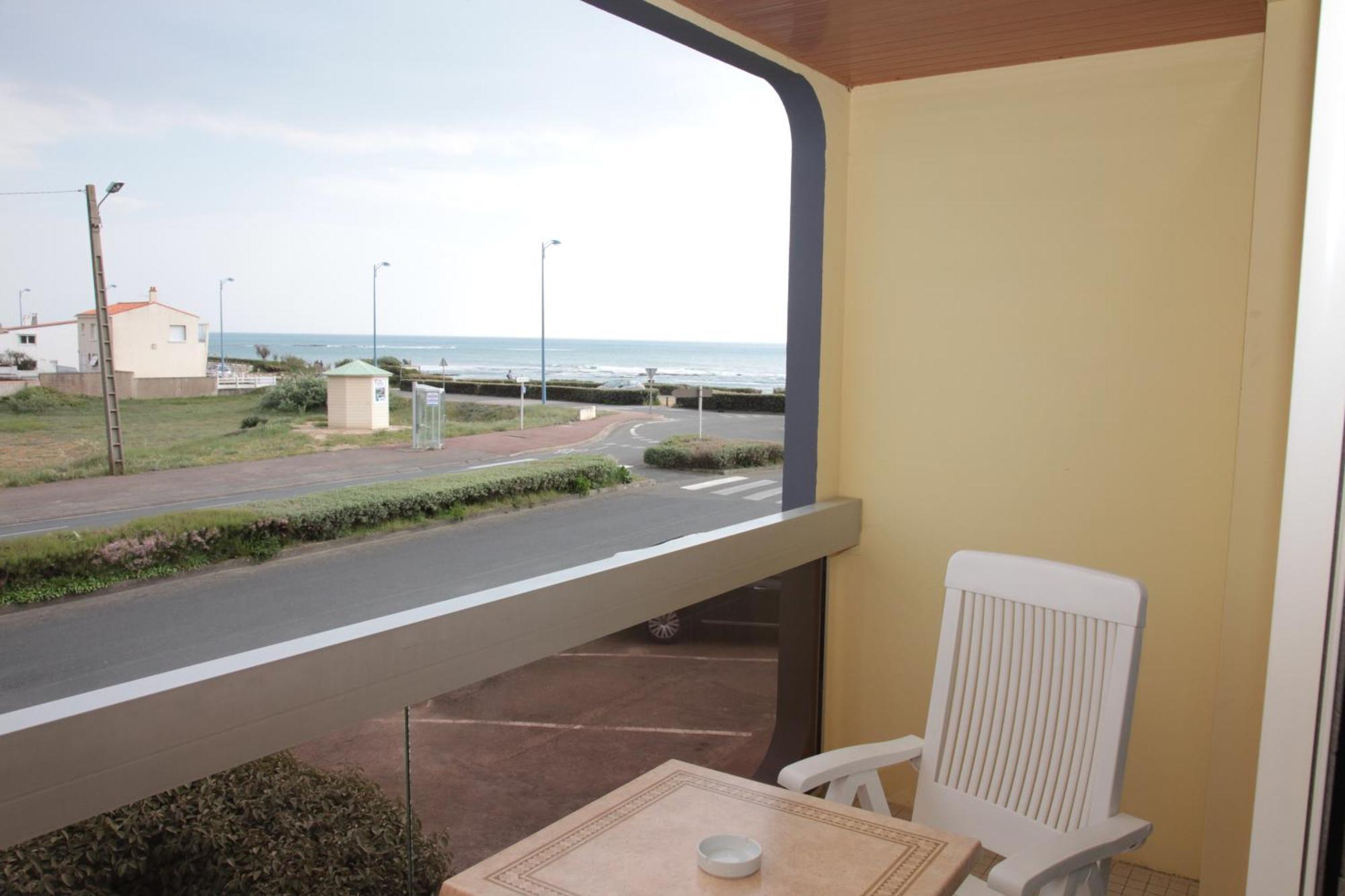 Logis Hotellerie Les Brisants , Restaurant J M Perochon Brétignolles-sur-Mer Εξωτερικό φωτογραφία